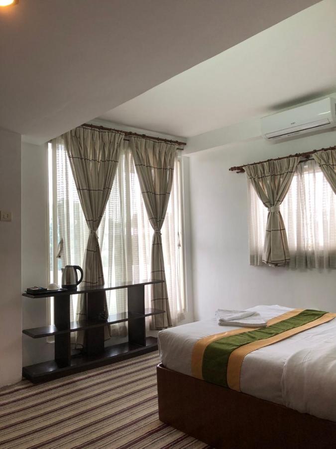 Bouddha Green Hotel Kathmandu Esterno foto