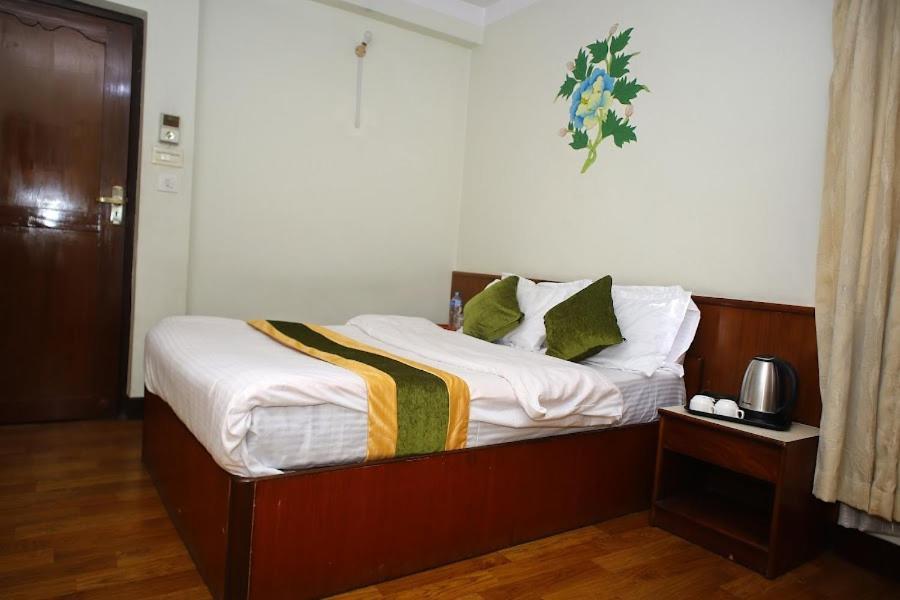 Bouddha Green Hotel Kathmandu Esterno foto